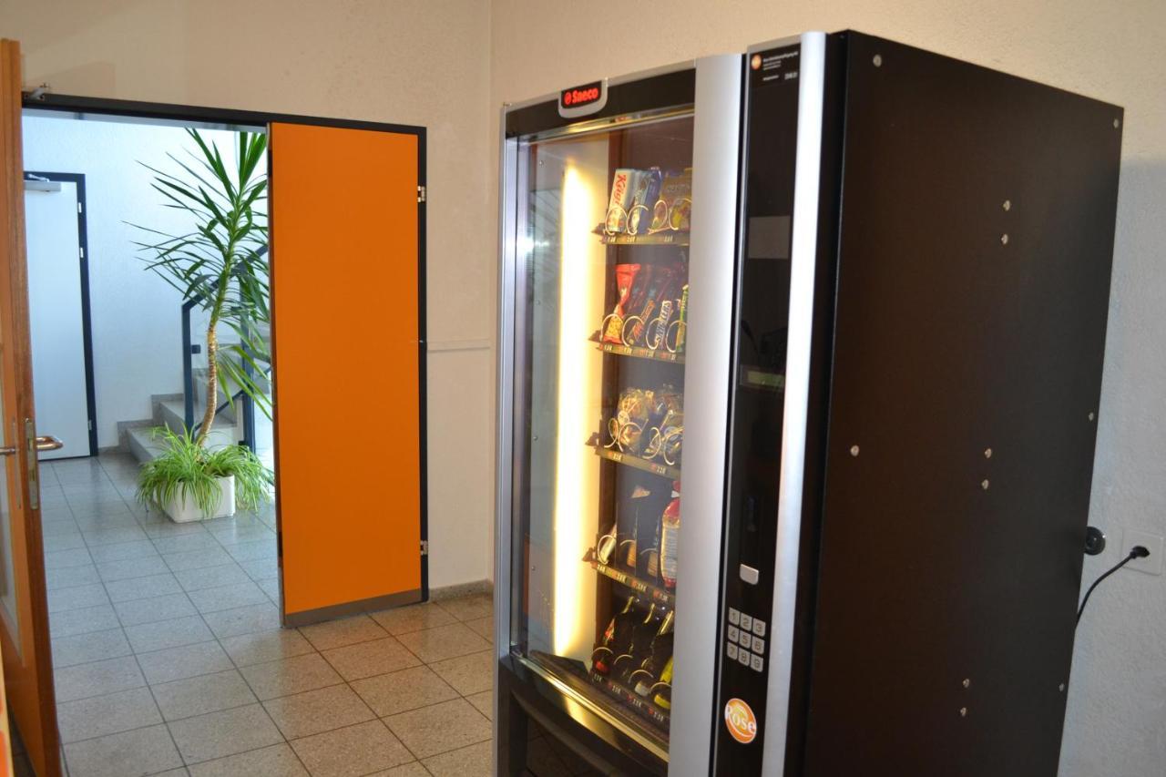 Budget Motel Self Check-In Dällikon Εξωτερικό φωτογραφία