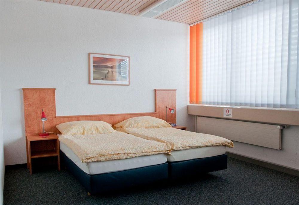 Budget Motel Self Check-In Dällikon Εξωτερικό φωτογραφία
