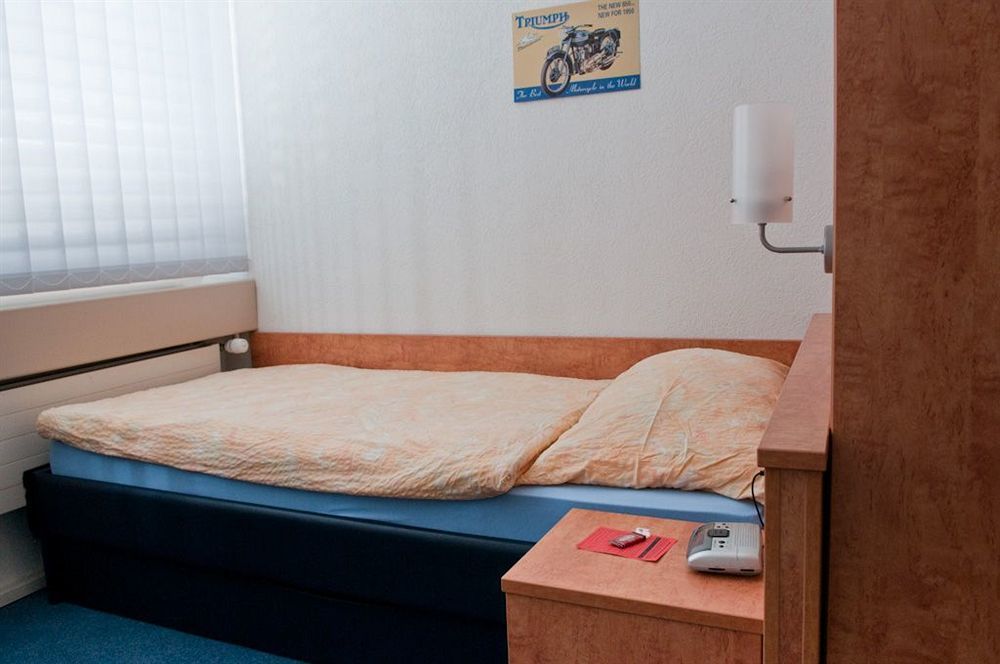Budget Motel Self Check-In Dällikon Εξωτερικό φωτογραφία