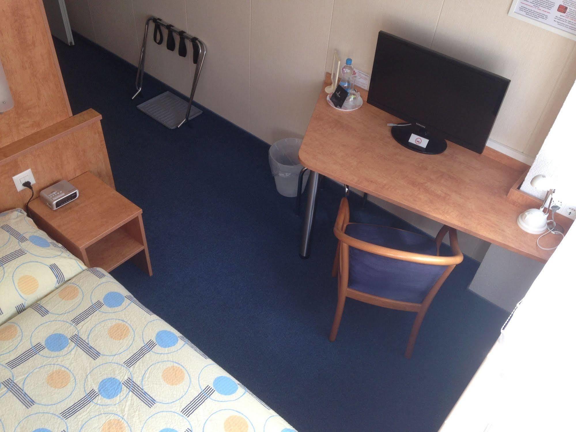 Budget Motel Self Check-In Dällikon Εξωτερικό φωτογραφία